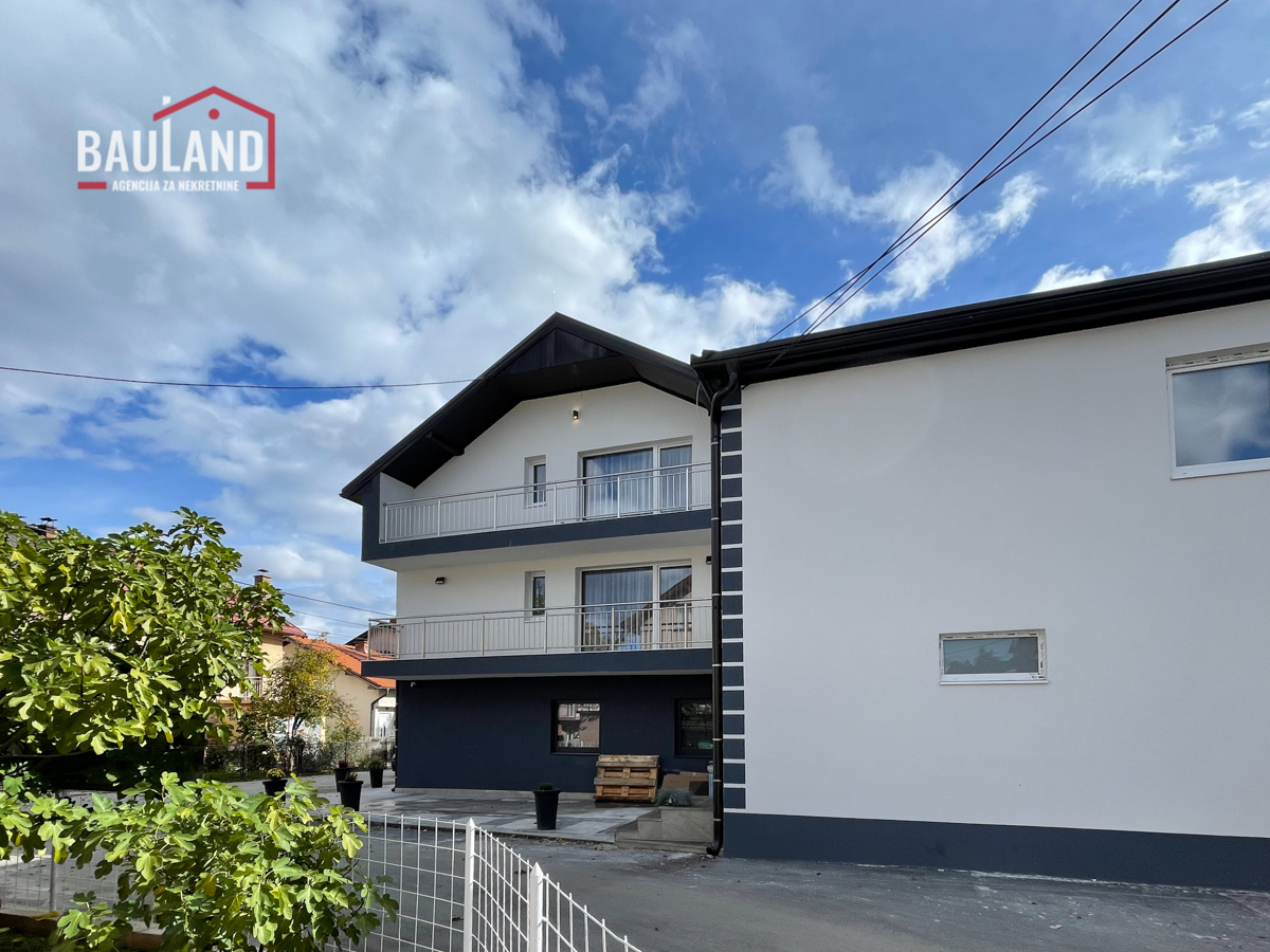 Komplette renovierte Villa mit drei Wohneinheiten und Geschäftsräumen – Sokolović Kolonija, Ilidža