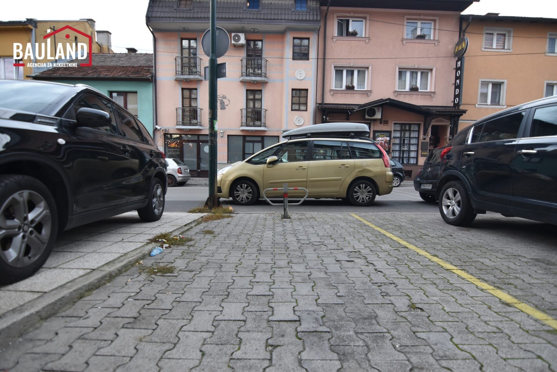 2 poslovni prostor za najam sa privatnim parking mjestom Višnjik Općina Centar Sarajevo