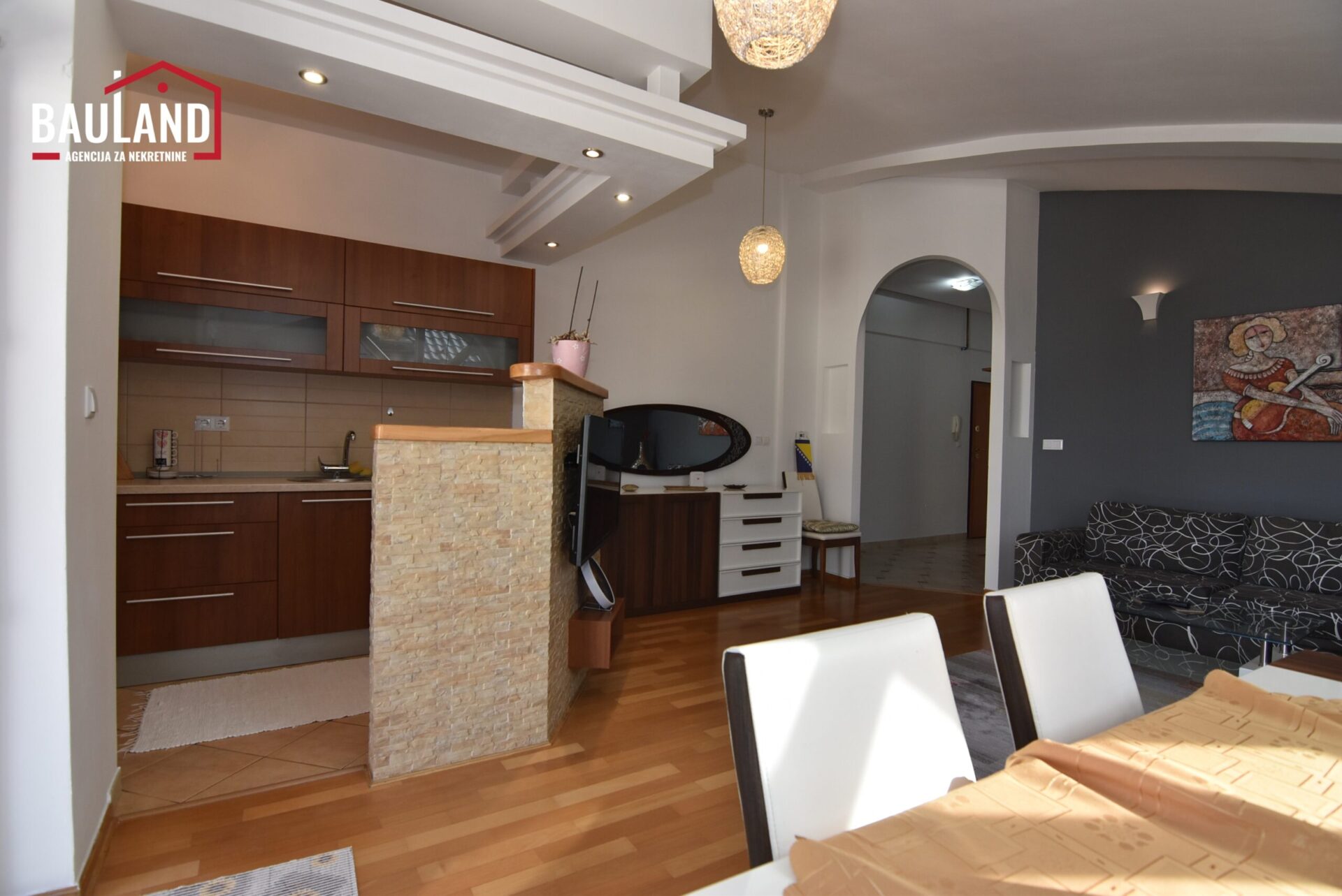 7 iznajmljuje se stan u ulici Ivana Gorana Kovačića naselje Kovačići Općina Novo Sarajevo