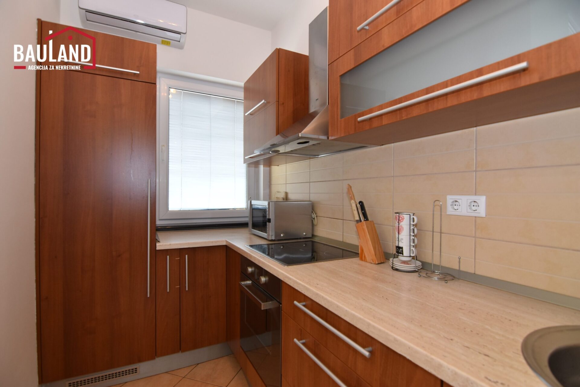 8 stan za najam naselje Kovačići Općina Novo Sarajevo