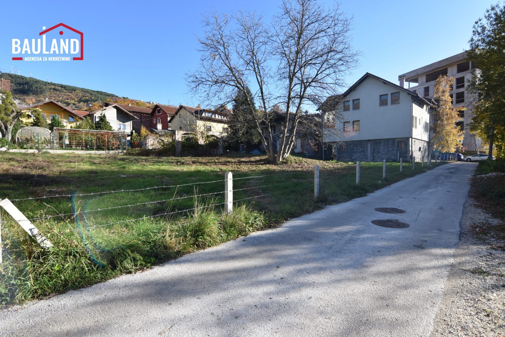 4 poslovni prostor za najam 100m2 prizemlje stambeno-poslovnog objekta u ulici Fadila Jahića Španca