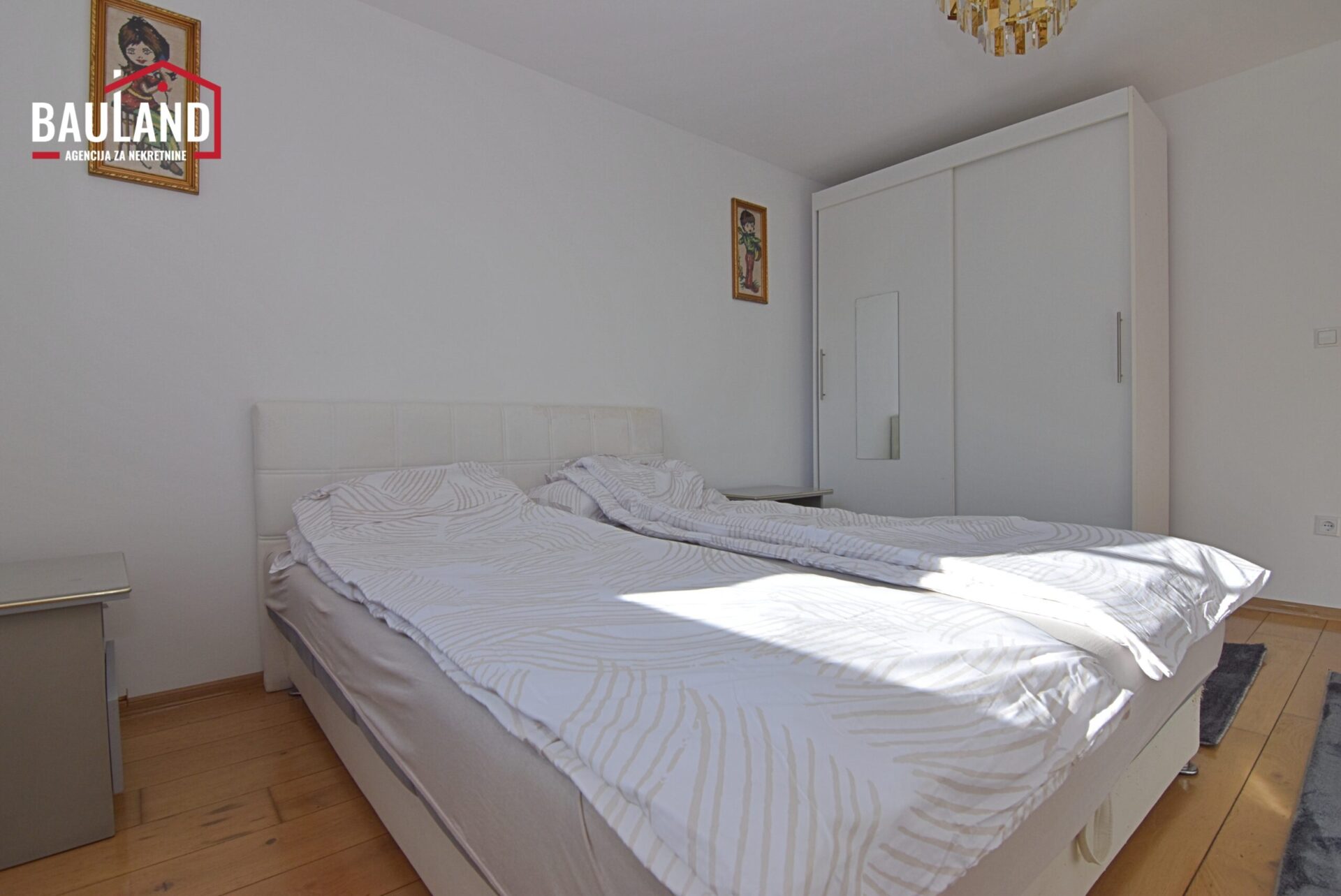 5 iznajmljuje se kuća u ulici Stari Drum naselje Hrasnica Općina Ilidža