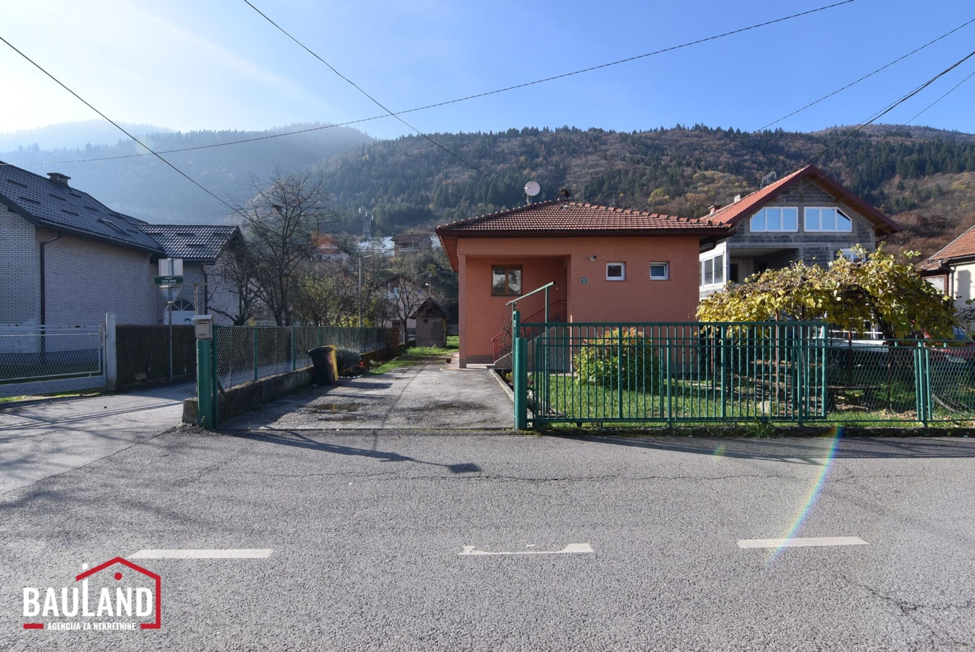 15 izdaje se kuća u naselju Hrasnica Općina Ilidža