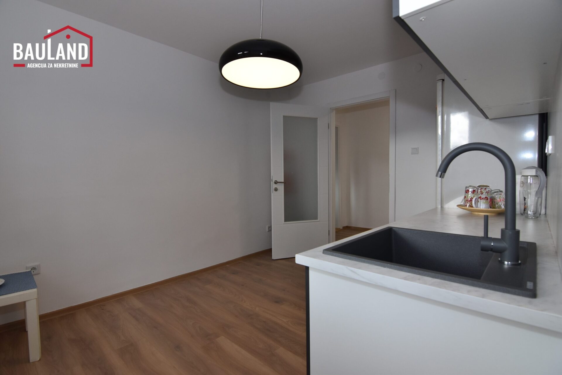 5 najam stana ul. Zmaja od Bosne Općina Novo Sarajevo