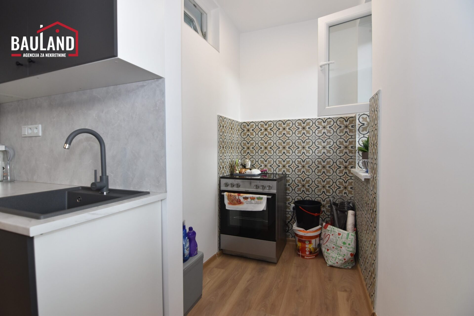 6 iznajmljuje se dvosoban dvostrano orijentisan stan na Socijalnom Općina Novo Sarajevo