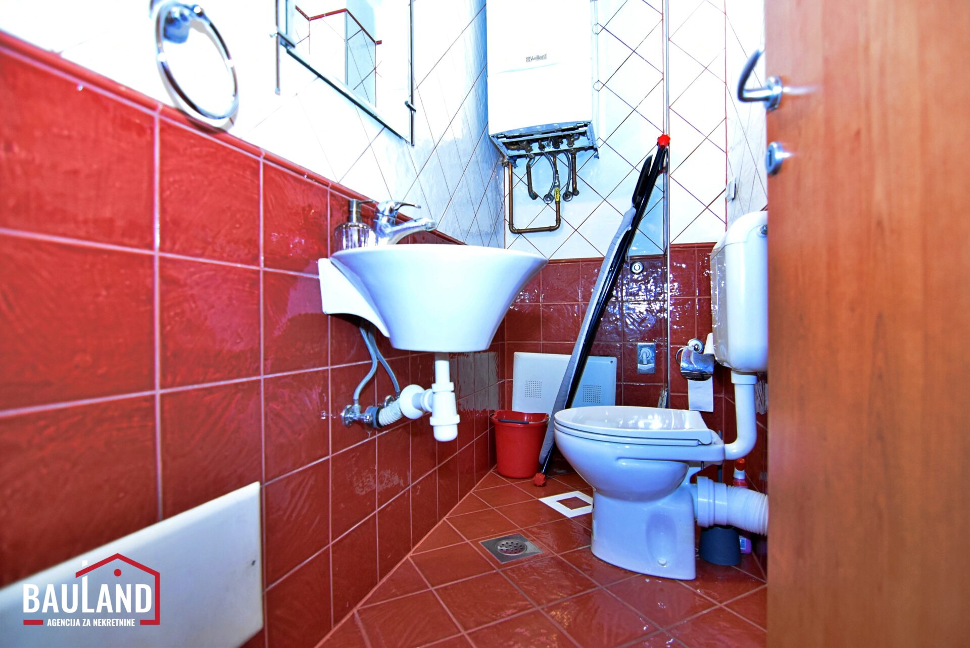 18 najam stana 106m2 III sprat Novo Sarajevo