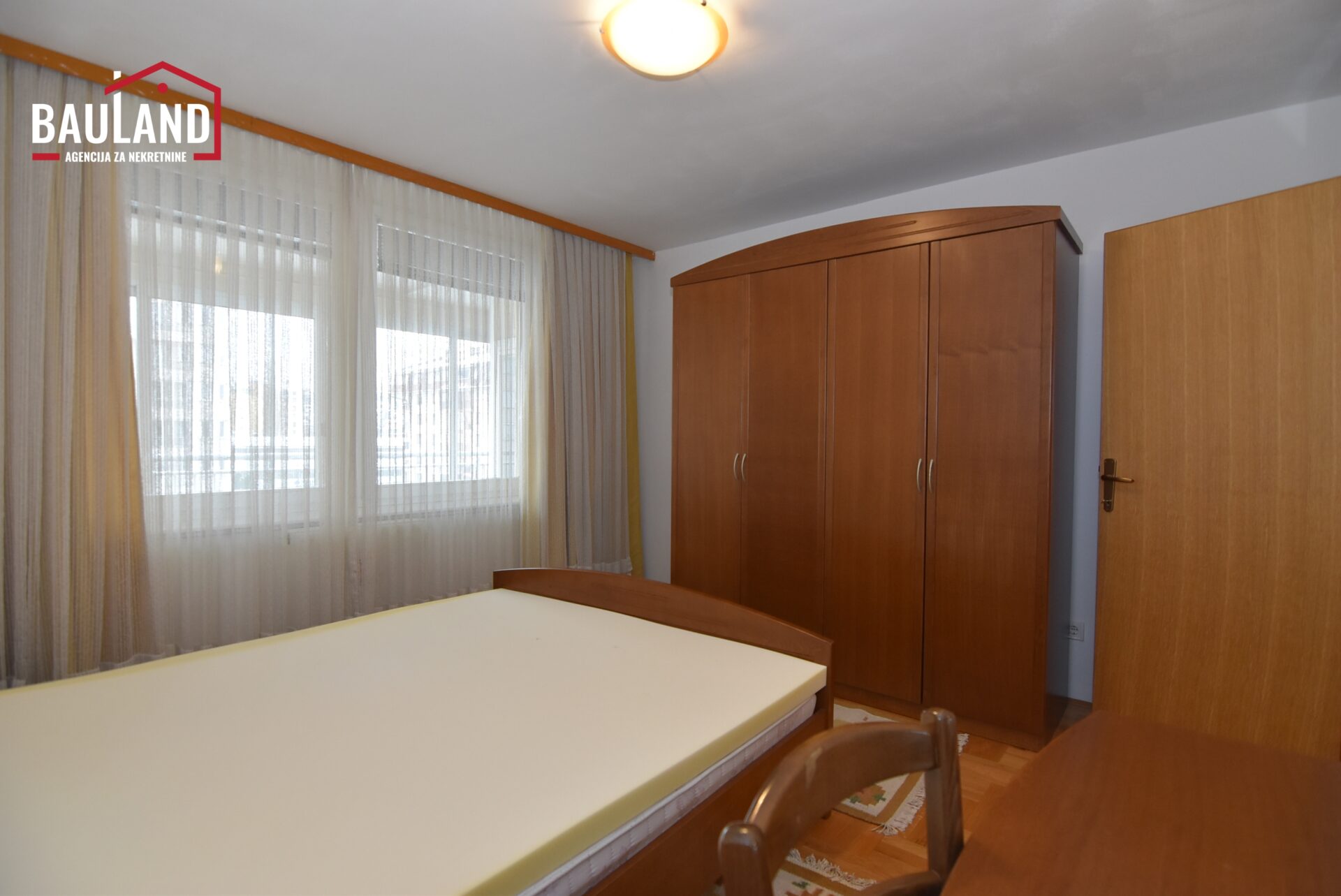 11 najam stana Novo Sarajevo