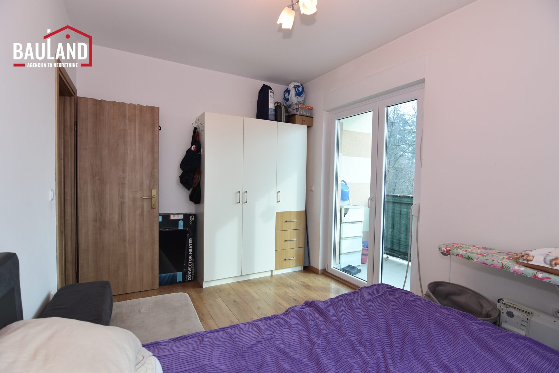 11 prodaja stana 65,50m2 I sprat lift dva balkona