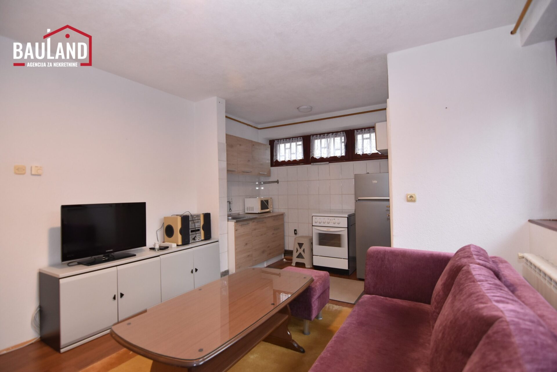 3 iznajmljuje se dvosoban namješten stan u ulici Safvet Bega Bašagića