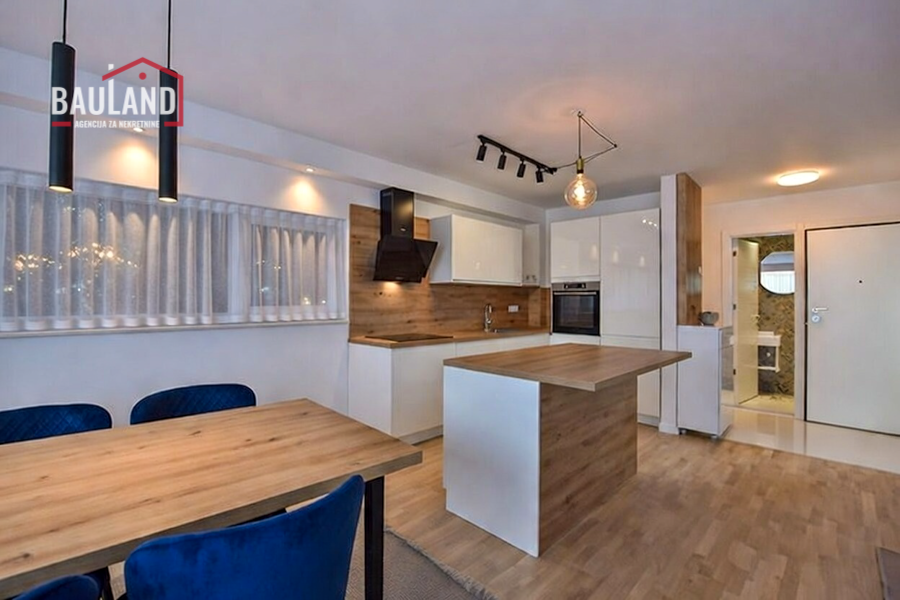 Moderner zweistöckiger Wohnung 105m² mit Parkplatz – Kovačići, 3 Minuten bis zum Zentrum