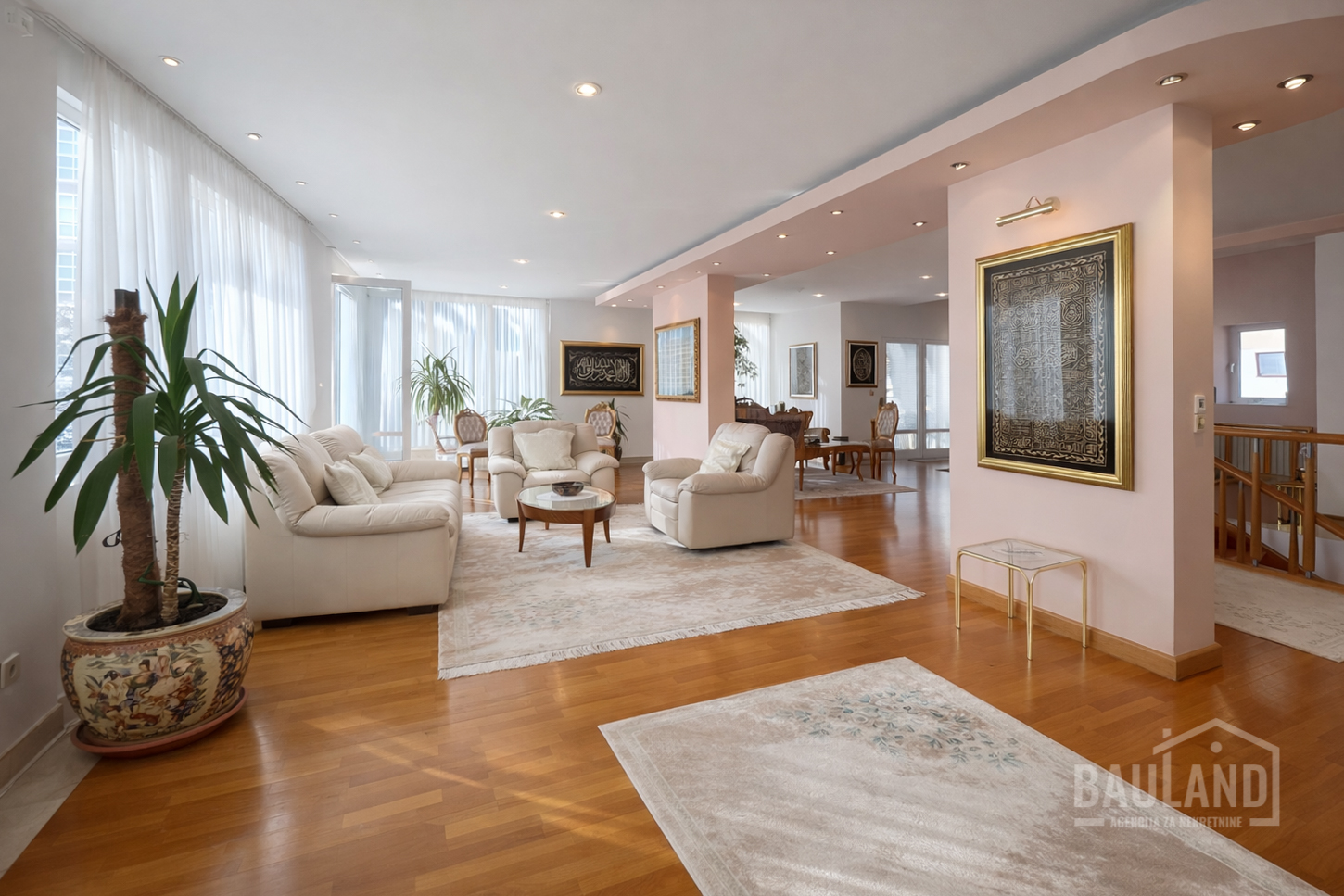 Exklusiv duplex Wohnung mit Terrassen im Stadtzentrum von Sarajevo, in der Mehmeda Spahe Straße.