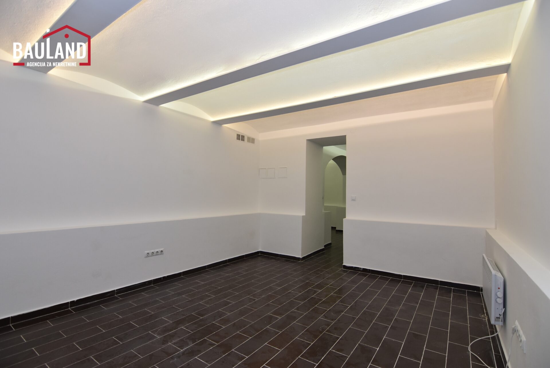 3 izdaje se na duži vremenski period poslovni prostor na Marijin Dvoru