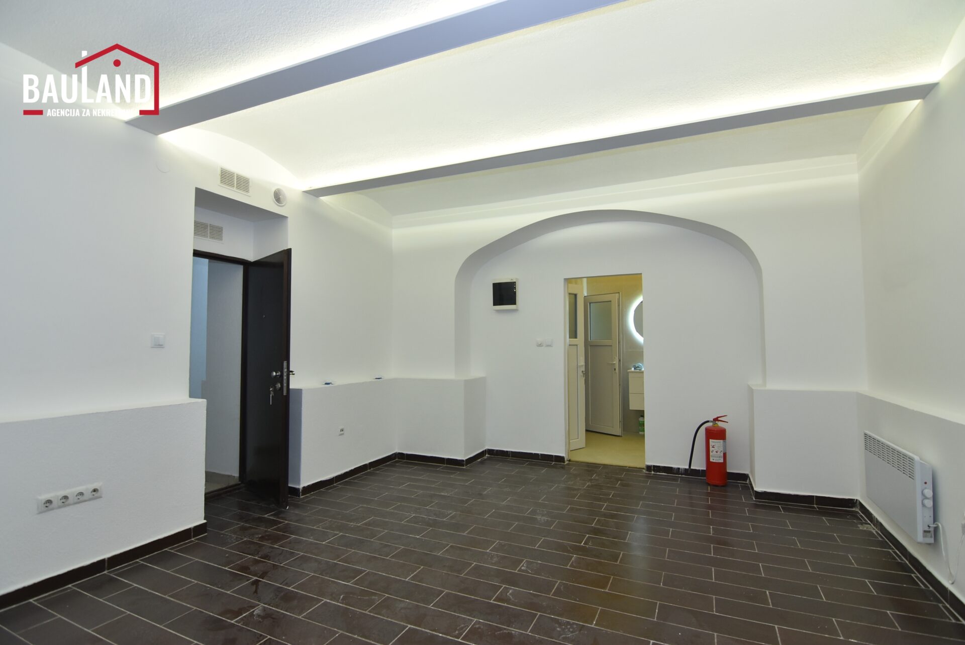 5 poslovni prostor za najam suteren Vrazova