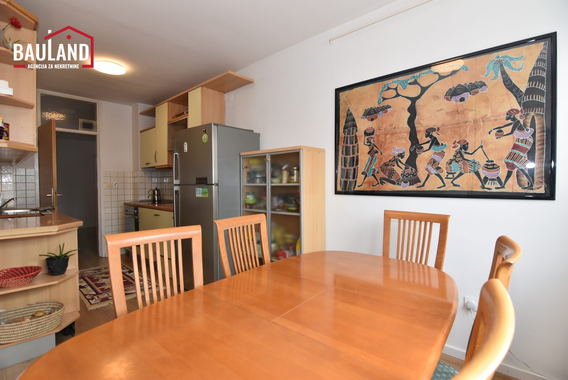 6 četverosoban stan za prodaju VIII sprat lift dva balkona Grbavica Novo Sarajevo