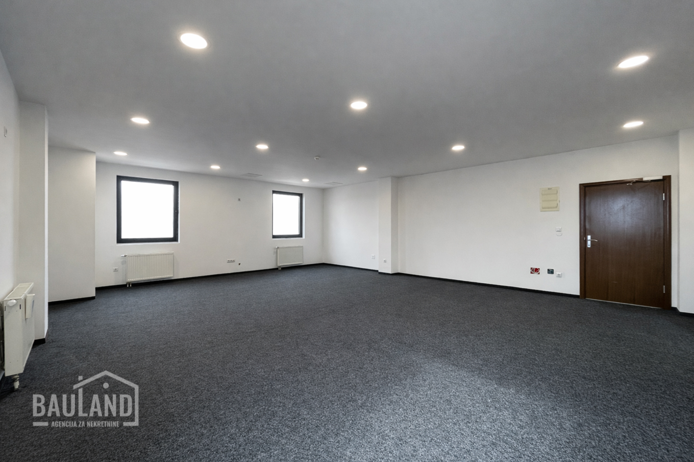 Büroflächenfläche von 115 m² in der Pijačna-Straße, Stup