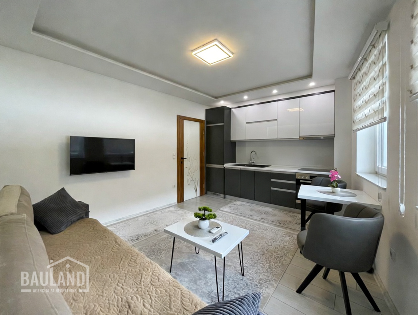 Moderne möblierte Einzimmerwohnung 28,5 m² mit niedrigen Nebenkosten – Binježevo