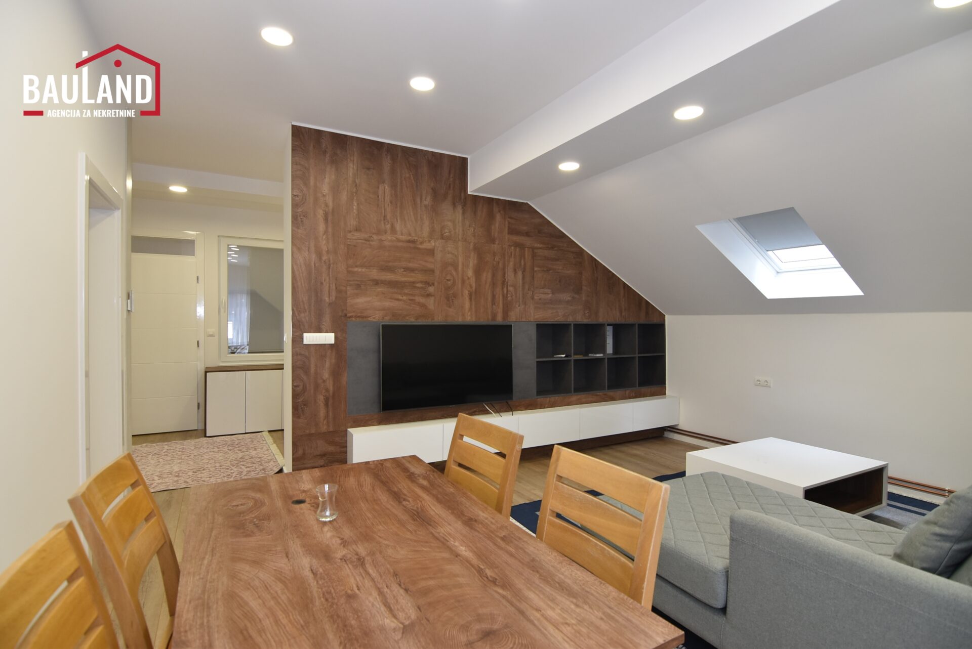 21 iznajmljuje se stan na duži vremenski period Vrelo Bosne Općina Ilidža