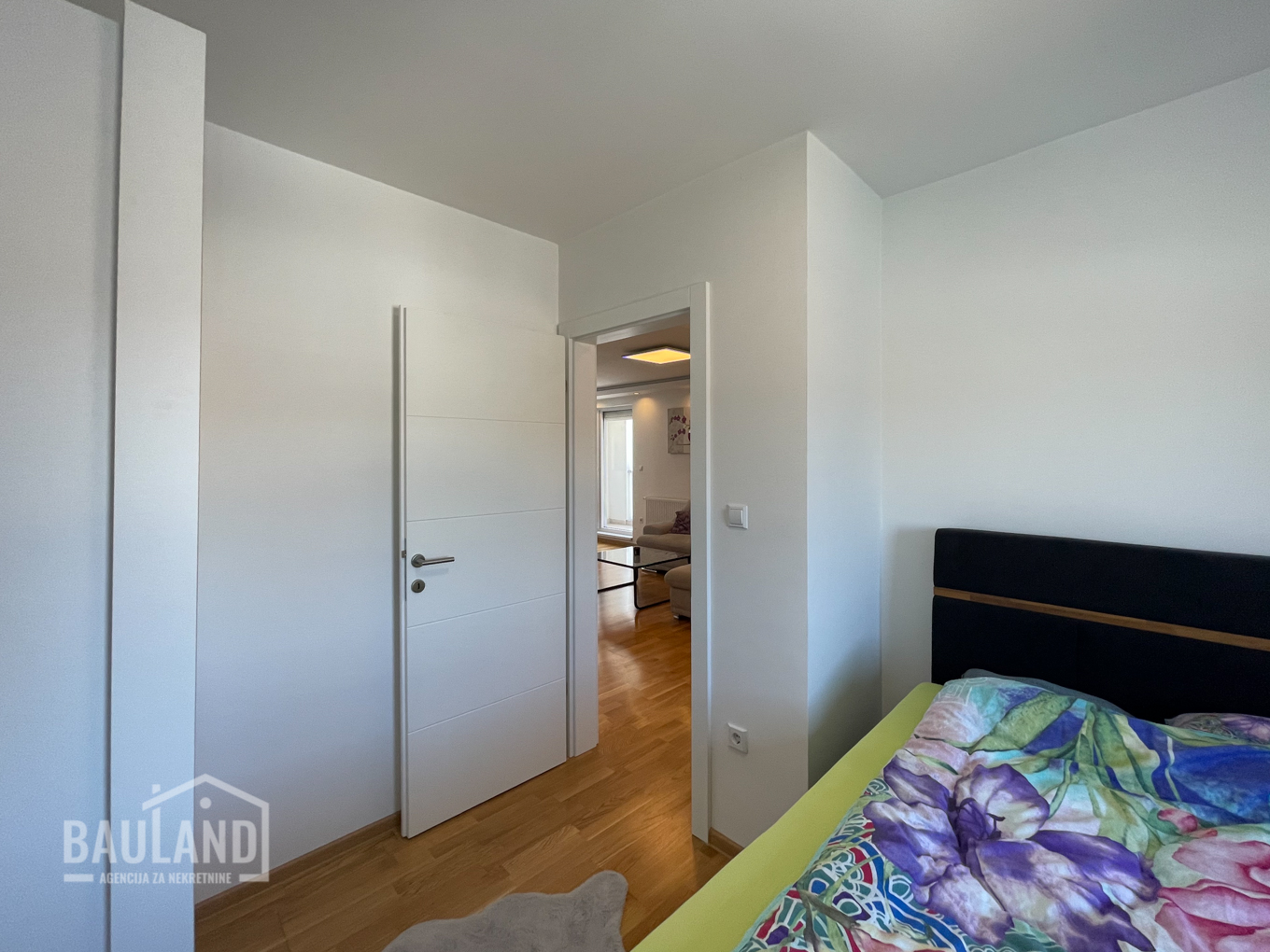 trosoban-stan-stup-10