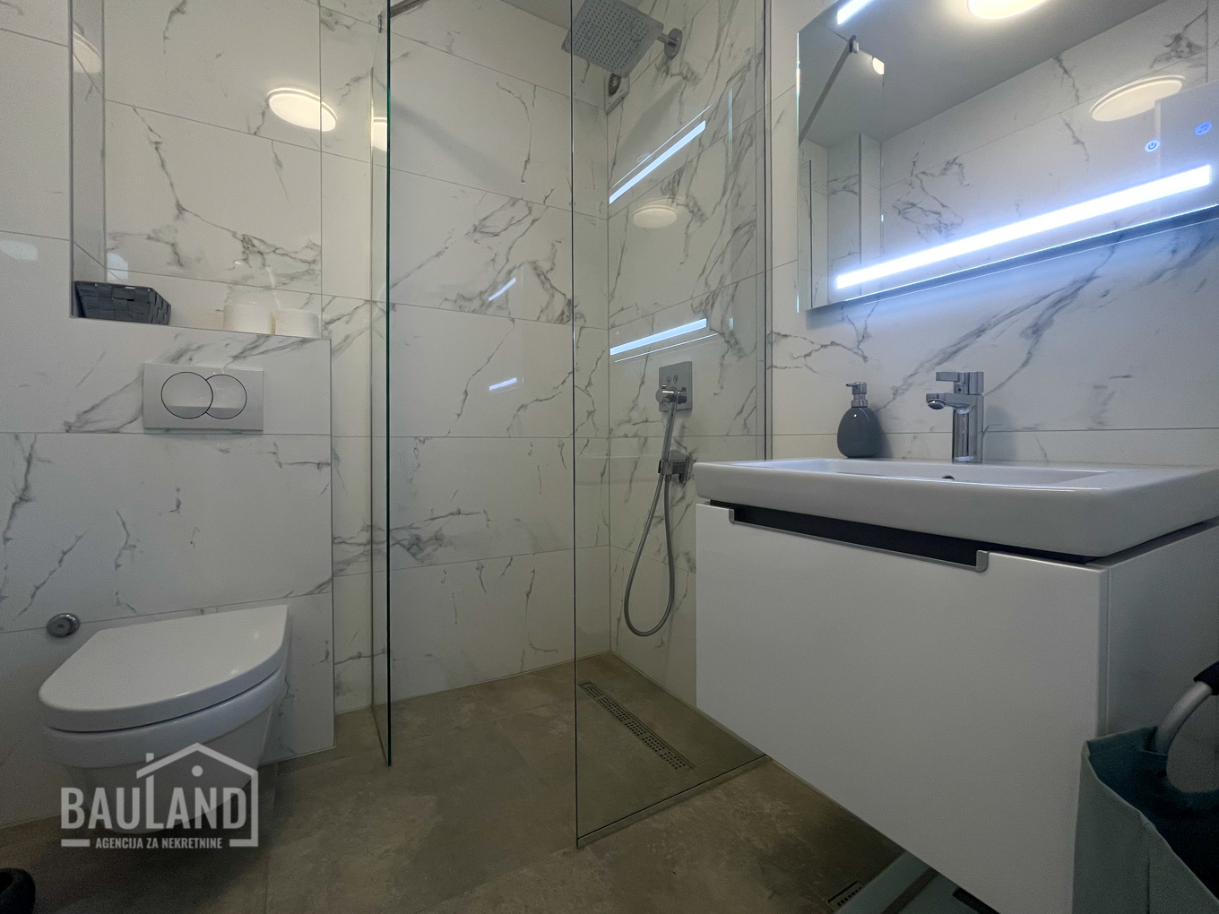 trosoban-stan-stup-3-13