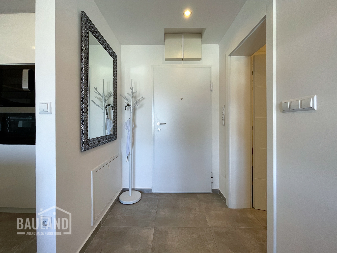 trosoban-stan-stup-3-6