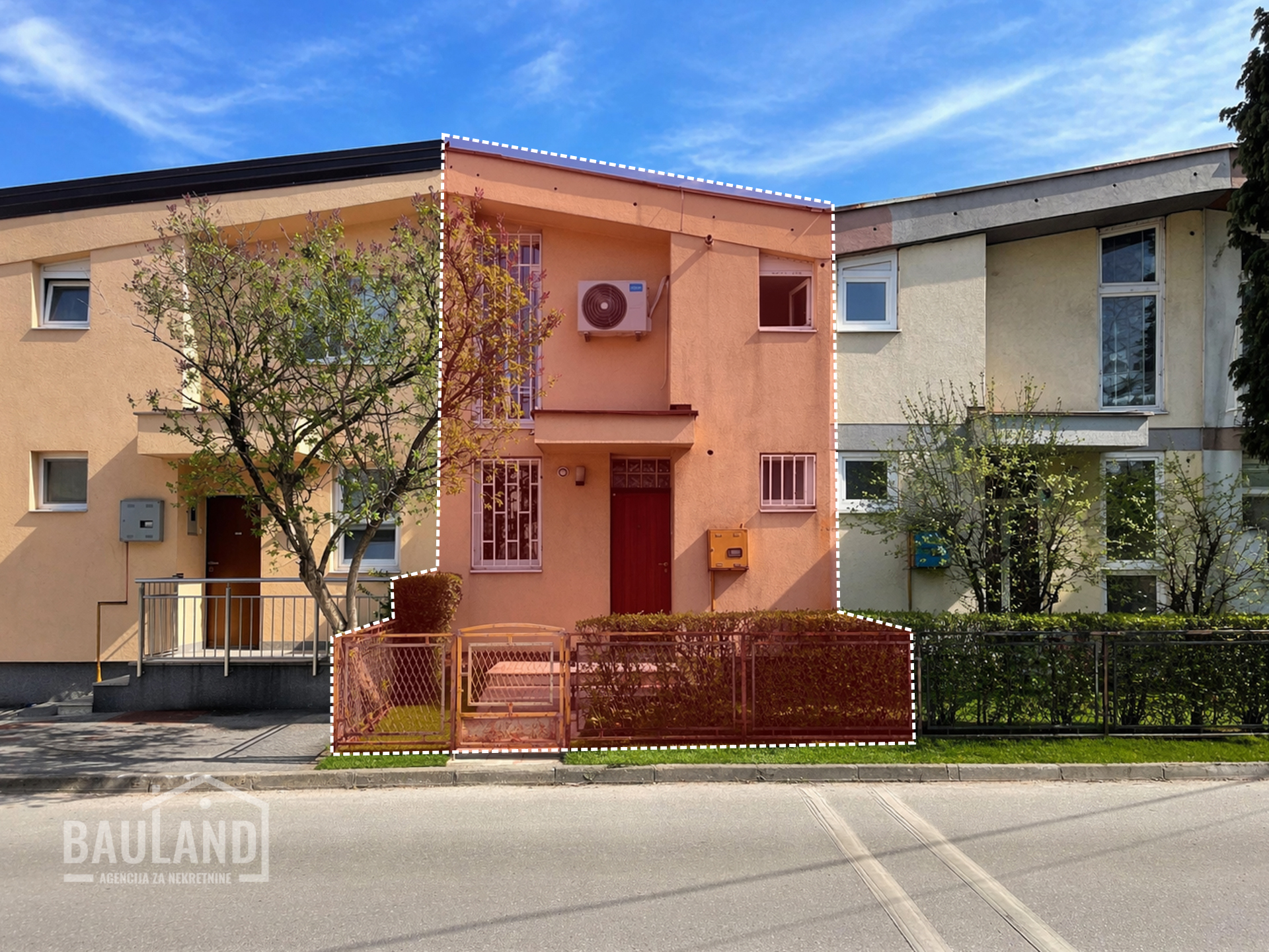 Zweietagiges Vierzimmerapartment mit Privatgarten – Pejton, Ilidža