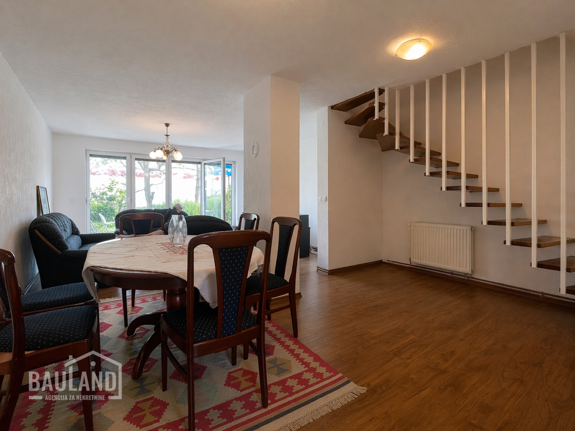 prve-samostalne-kuca-unizu-pejton-7