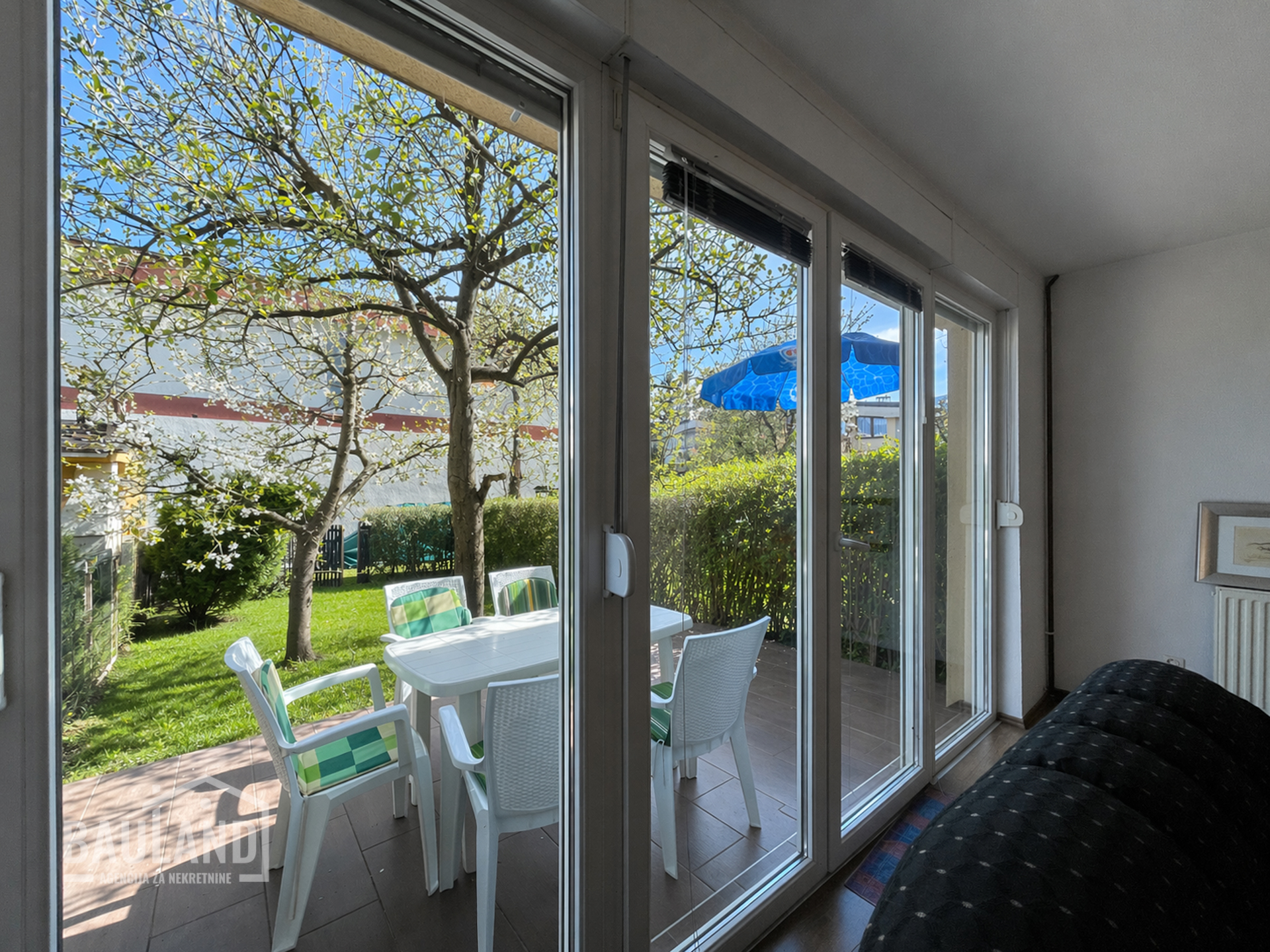 prve-samostalne-kuca-unizu-pejton-11