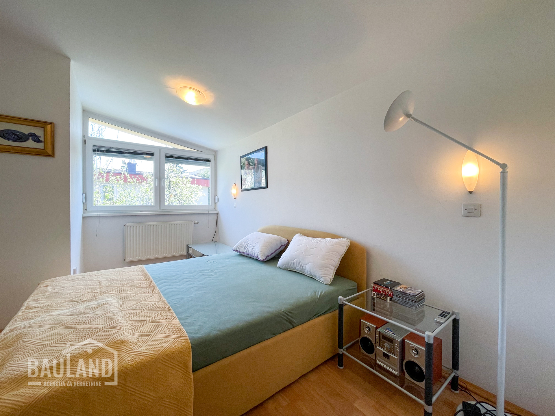 prve-samostalne-kuca-unizu-pejton-2-4