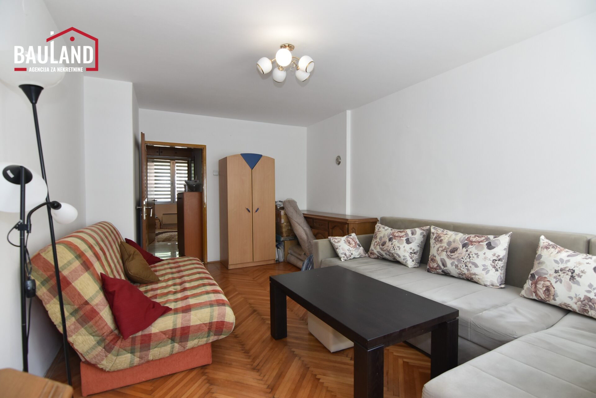 2 dvosoban stan za prodaju ulica Kemala Kapetanovića Grbavica Novo Sarajevo