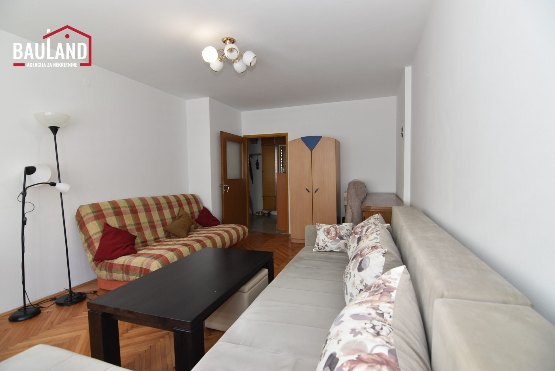 3 na prodaju dvosoban stan u visokom prizemlju u ulici Kemala Kapetanovića Općina Novo Sarajevo