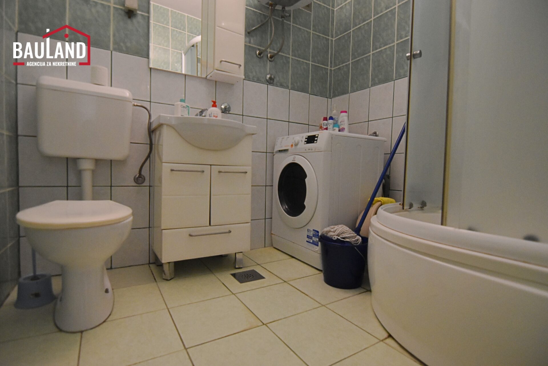 10 stan za prodaju 51 m2 visoko prizemlje