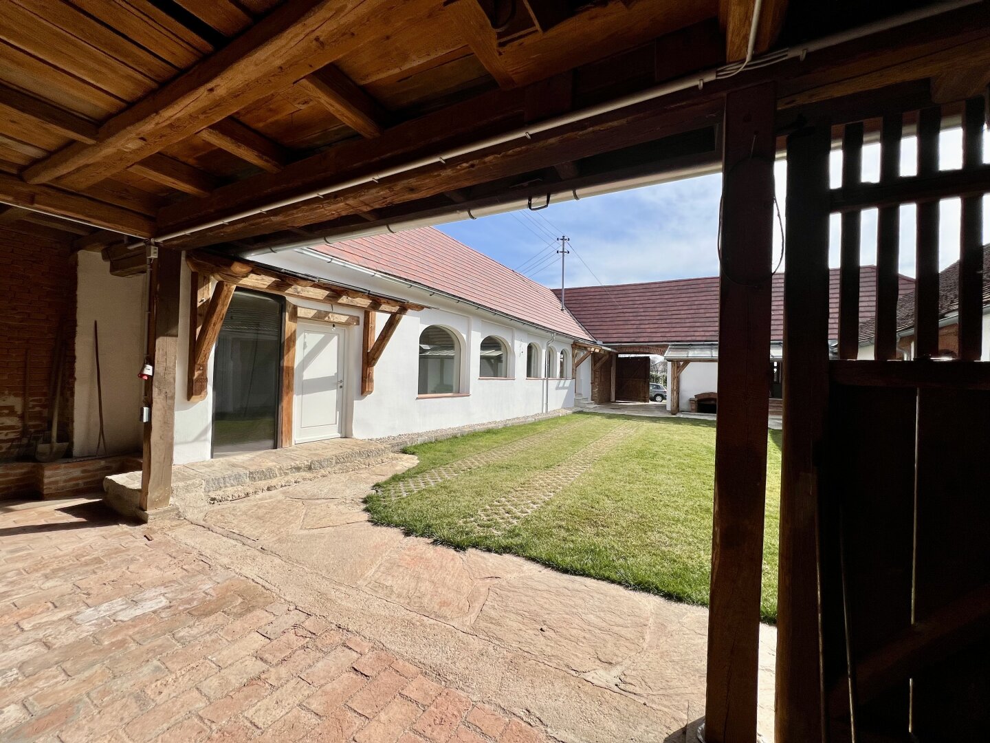 Einzigartiger & Authentischer Vierkanthof mit Arkaden im südlichen Burgenland