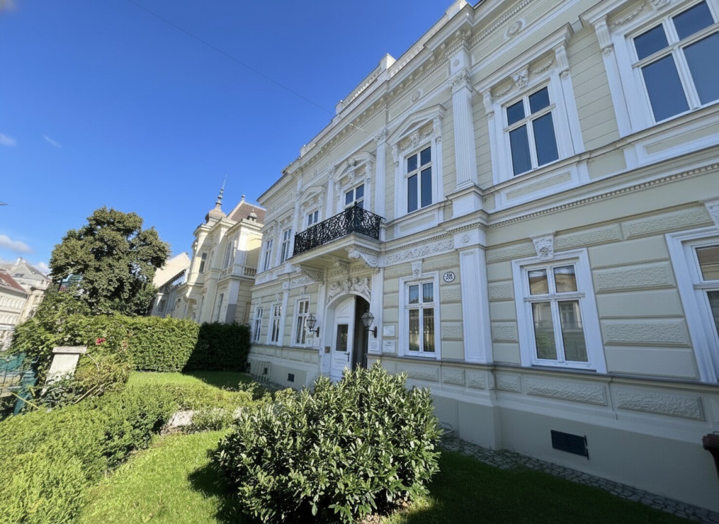Individuell & Exquisit mit privatem Garten in Baden