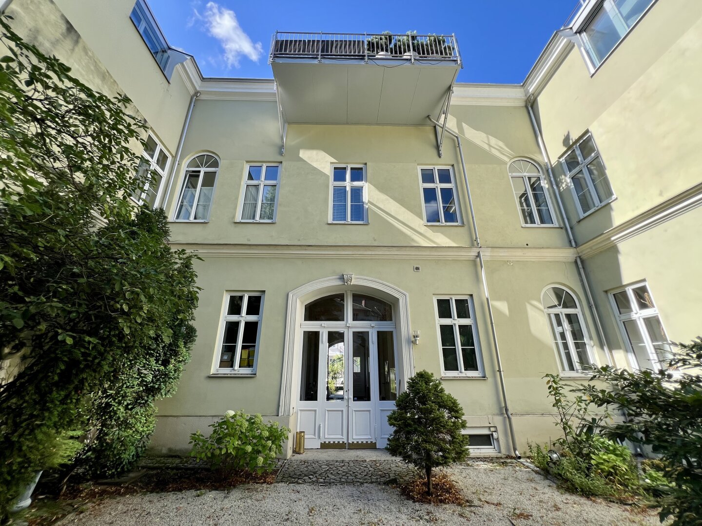 Individuell & Exquisit mit privatem Garten in Baden