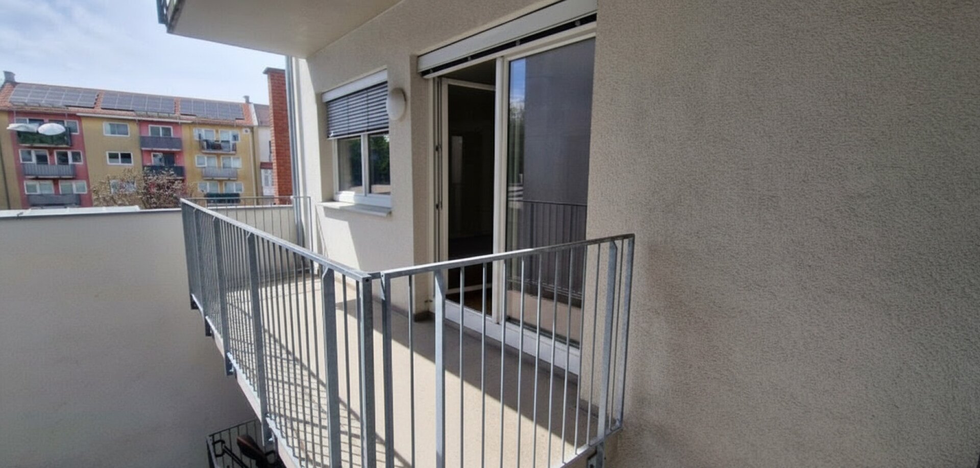 Entzückende 2-Zi-Wohnung mit Balkon im Zentrum