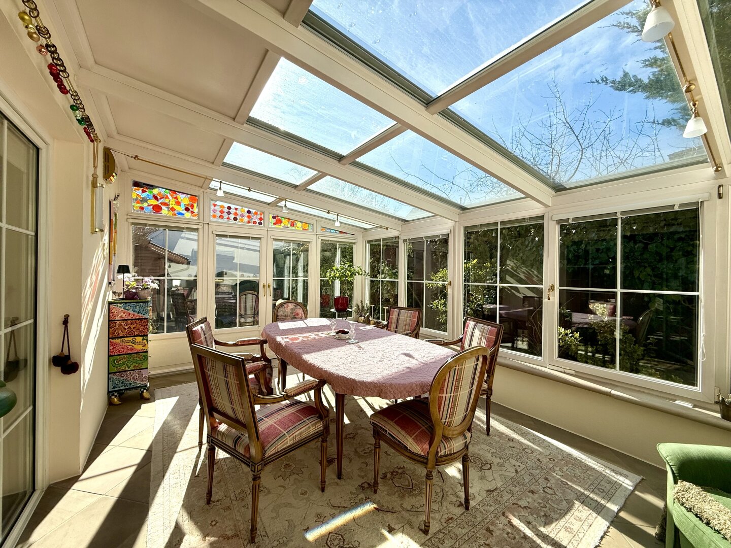 Der Sommer kommt bestimmt! Landhausstil mit 2 Wohneinheiten - lichtdurchflutet!