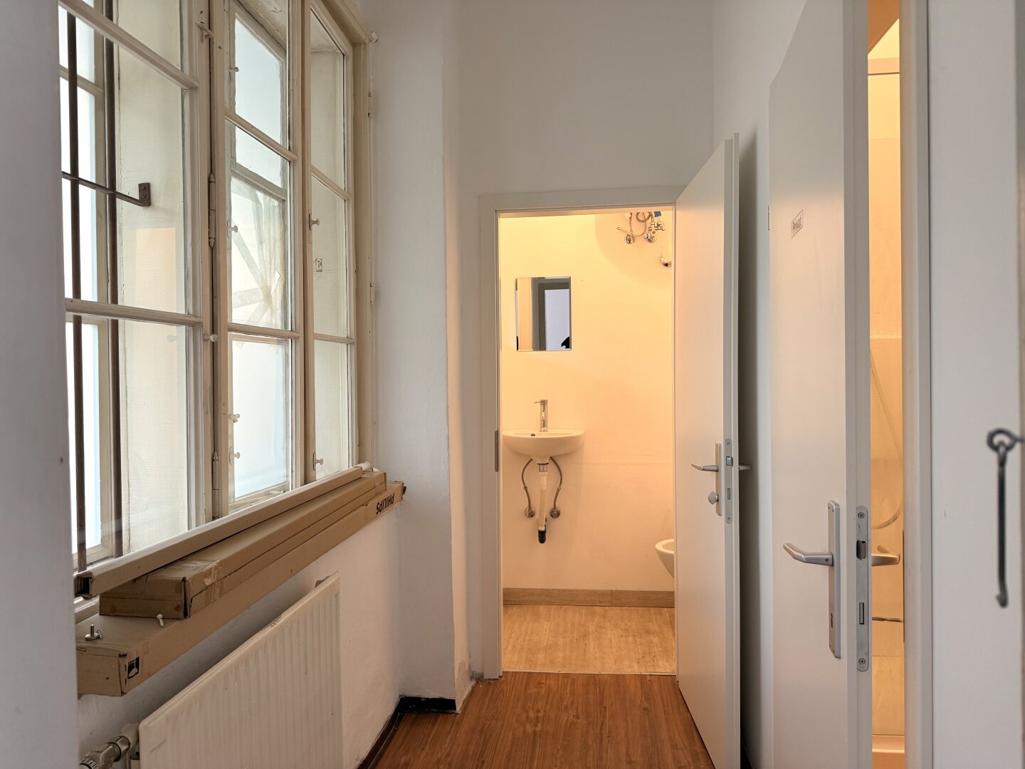 Attraktives Zinshaus mit Gewerbefläche und Wohnmöglichkeit in bester Lage!