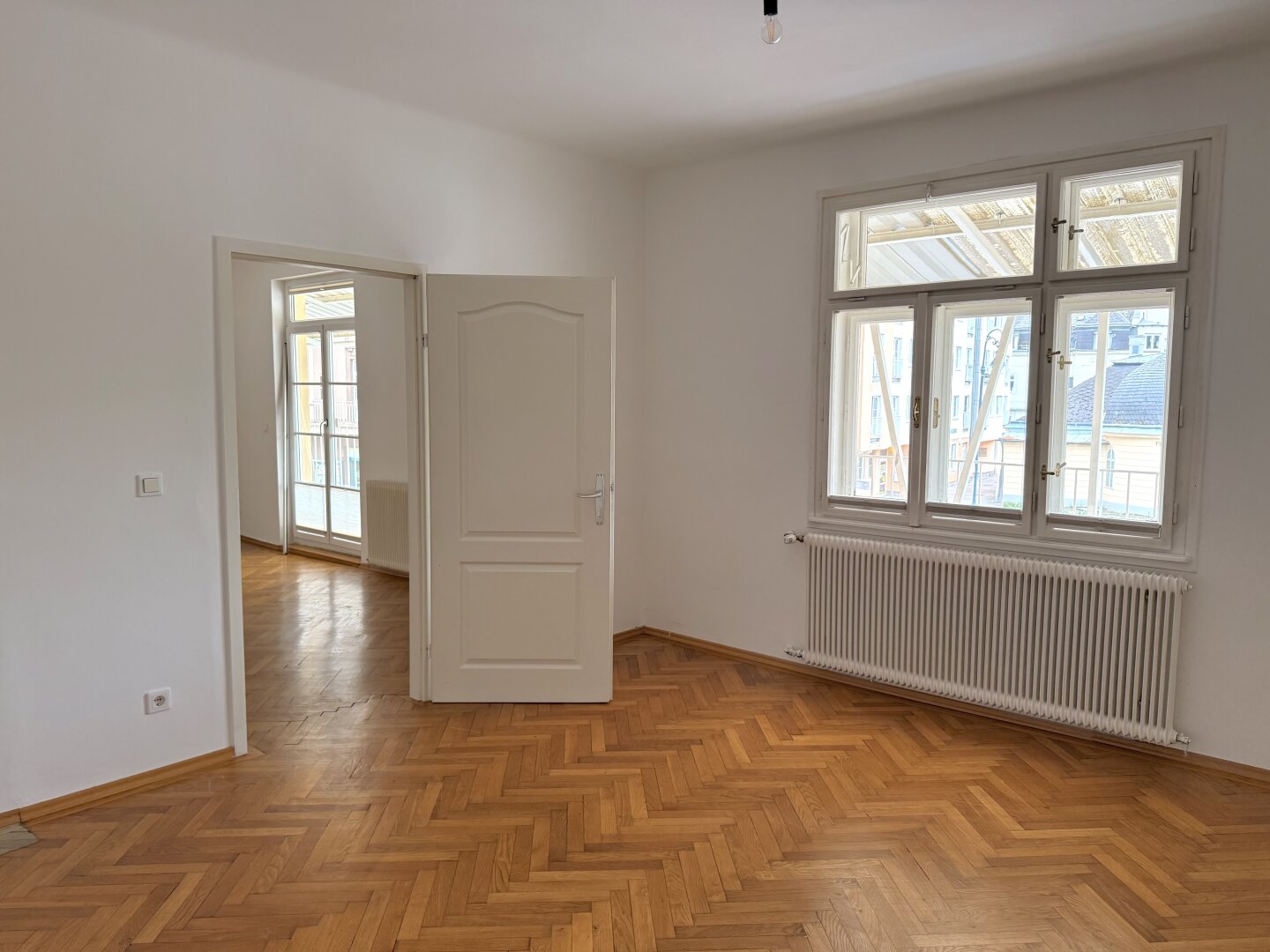 Attraktives Zinshaus mit Gewerbefläche und Wohnmöglichkeit in bester Lage!