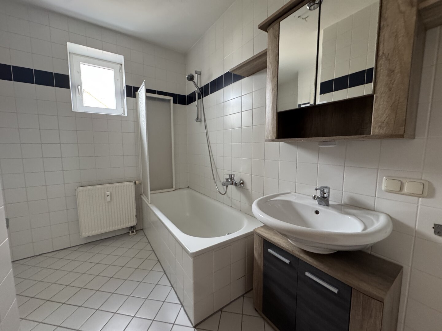 2-Zimmer Wohnung mit Balkon und Stellplatz in Perg zu vermieten!