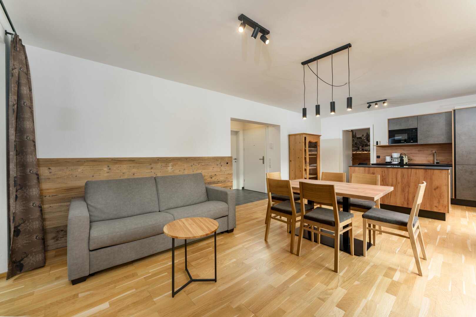 Exklusive Ferienwohnung in Schladming mit Garten, Sauna & moderner Ausstattung!