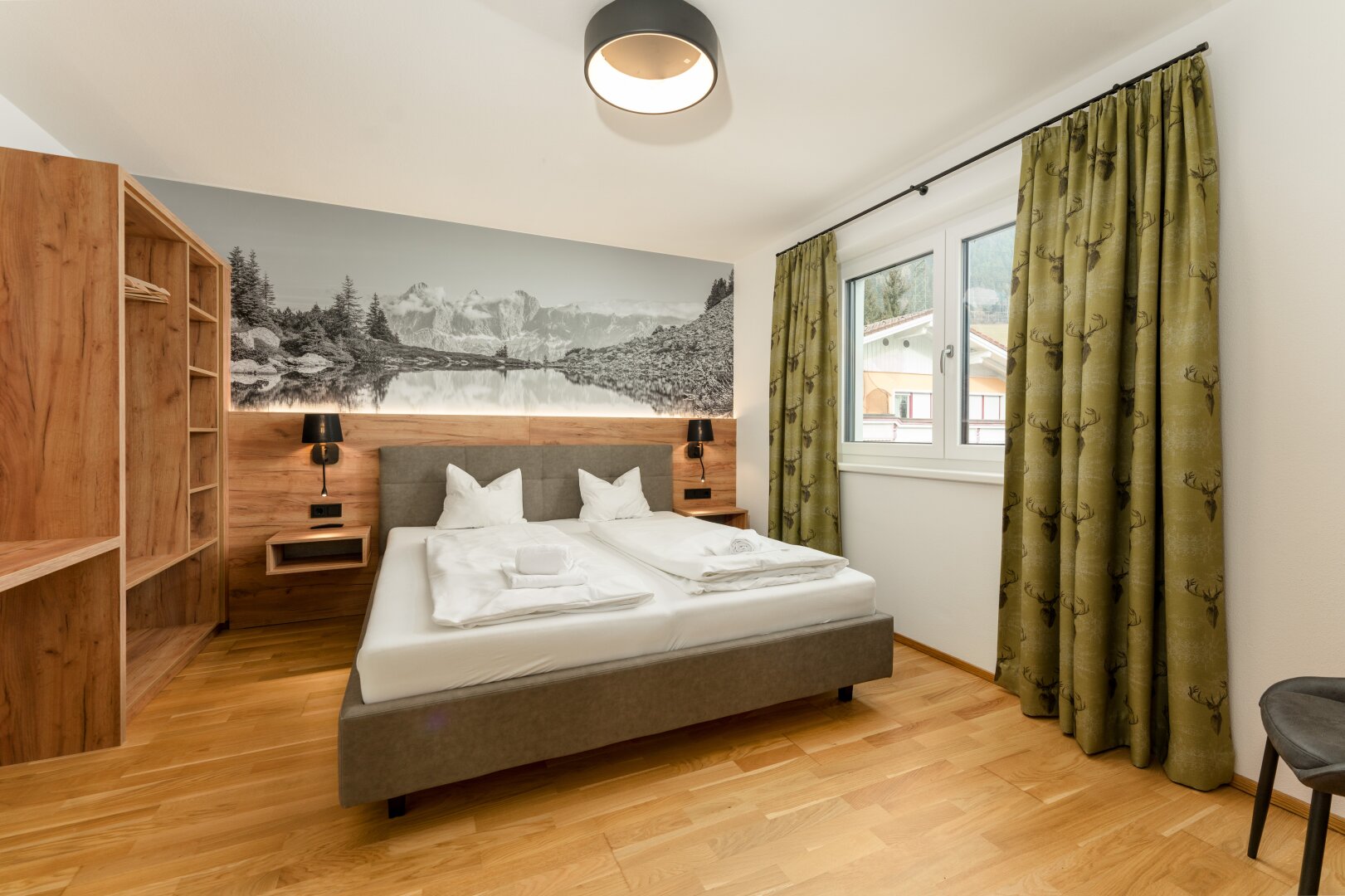Apartment "Dachstein" - Moderne Ferienwohnung mit Balkon, Sauna & Carport in Schladming – Erstbezug!
