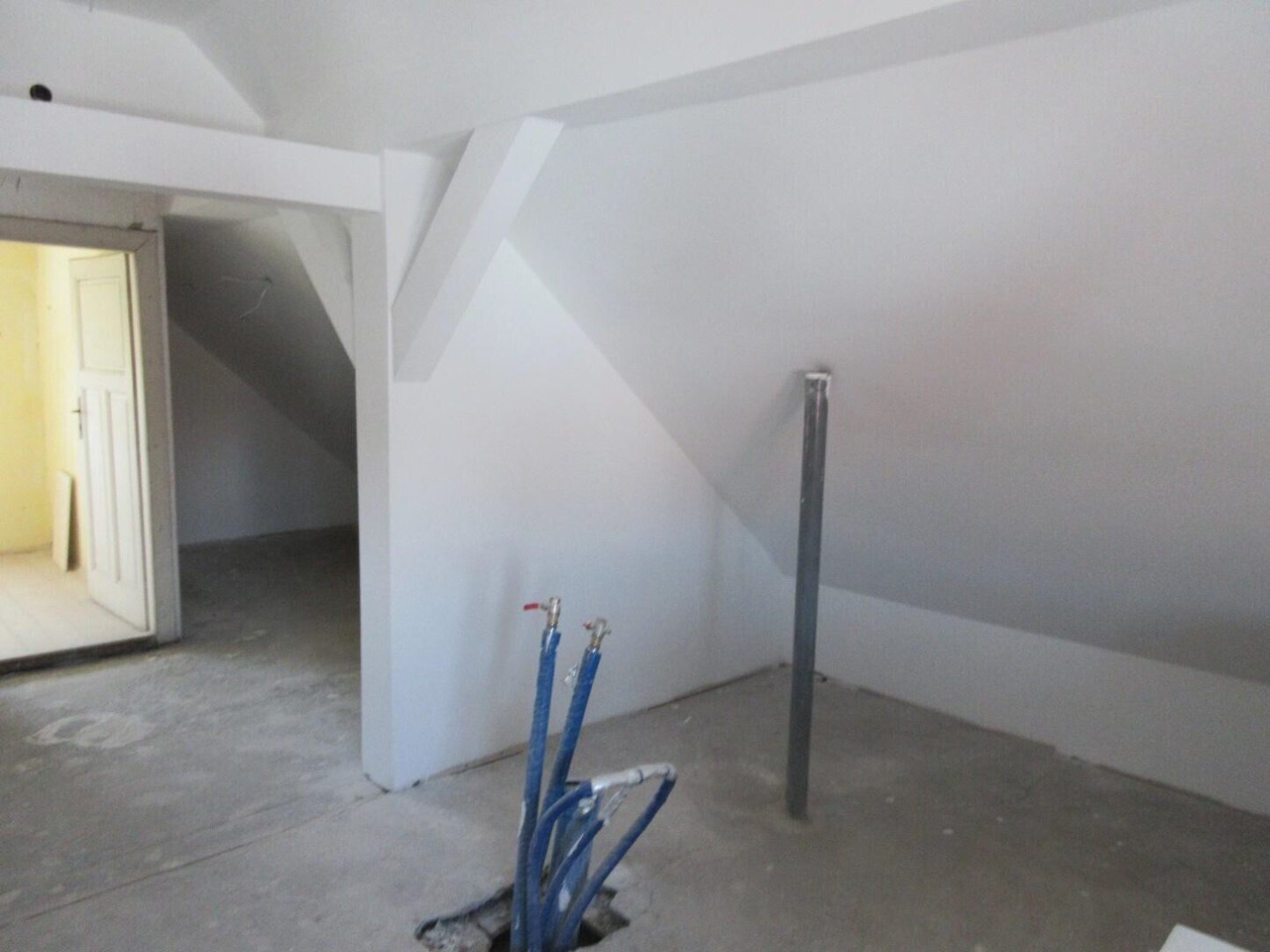 Mödling: Ein Haus (fast) zum Preis eines Grundstücks - aber Sie müssen es fertigbauen!