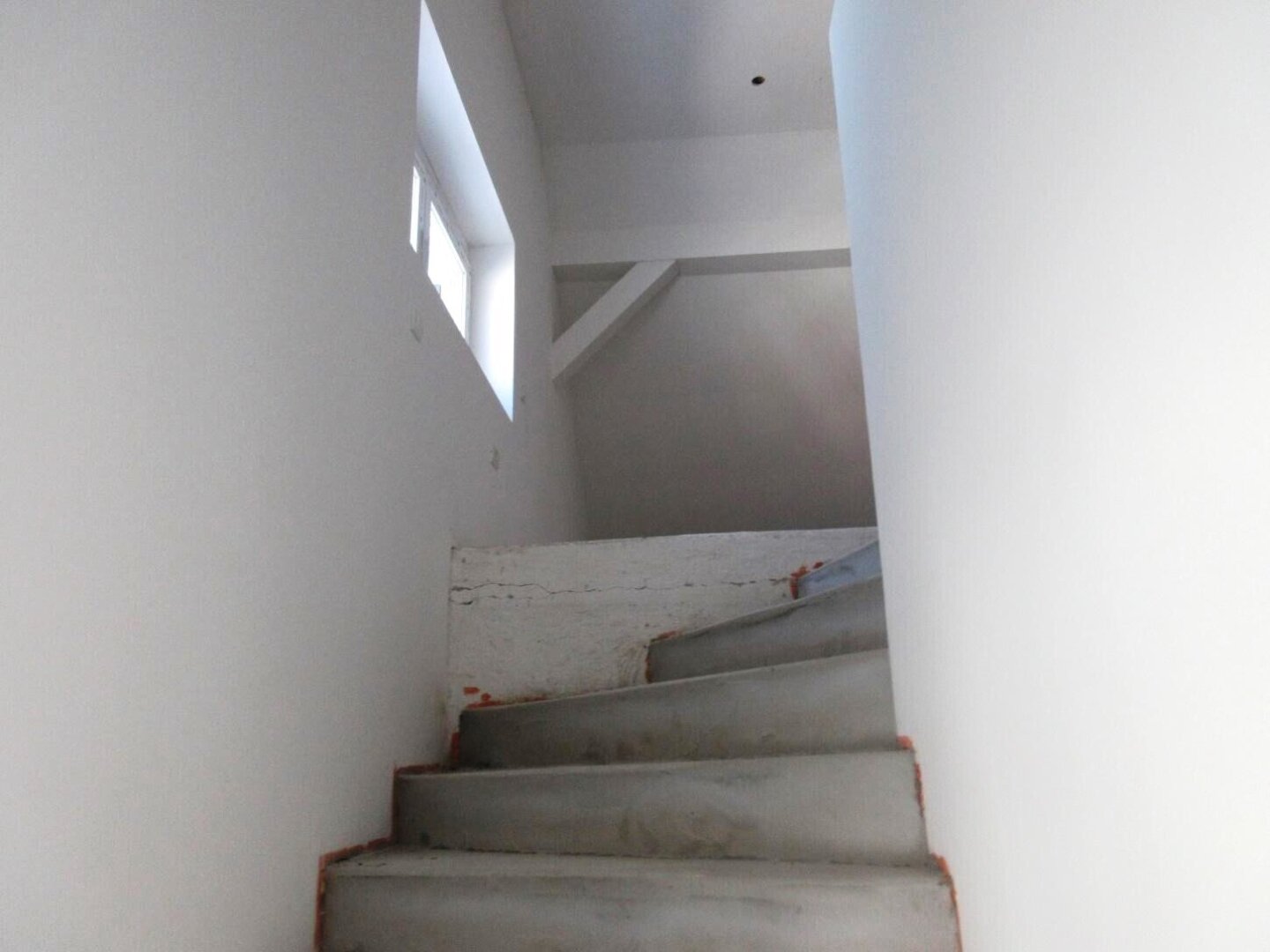 Mödling: Ein Haus (fast) zum Preis eines Grundstücks - aber Sie müssen es fertigbauen!
