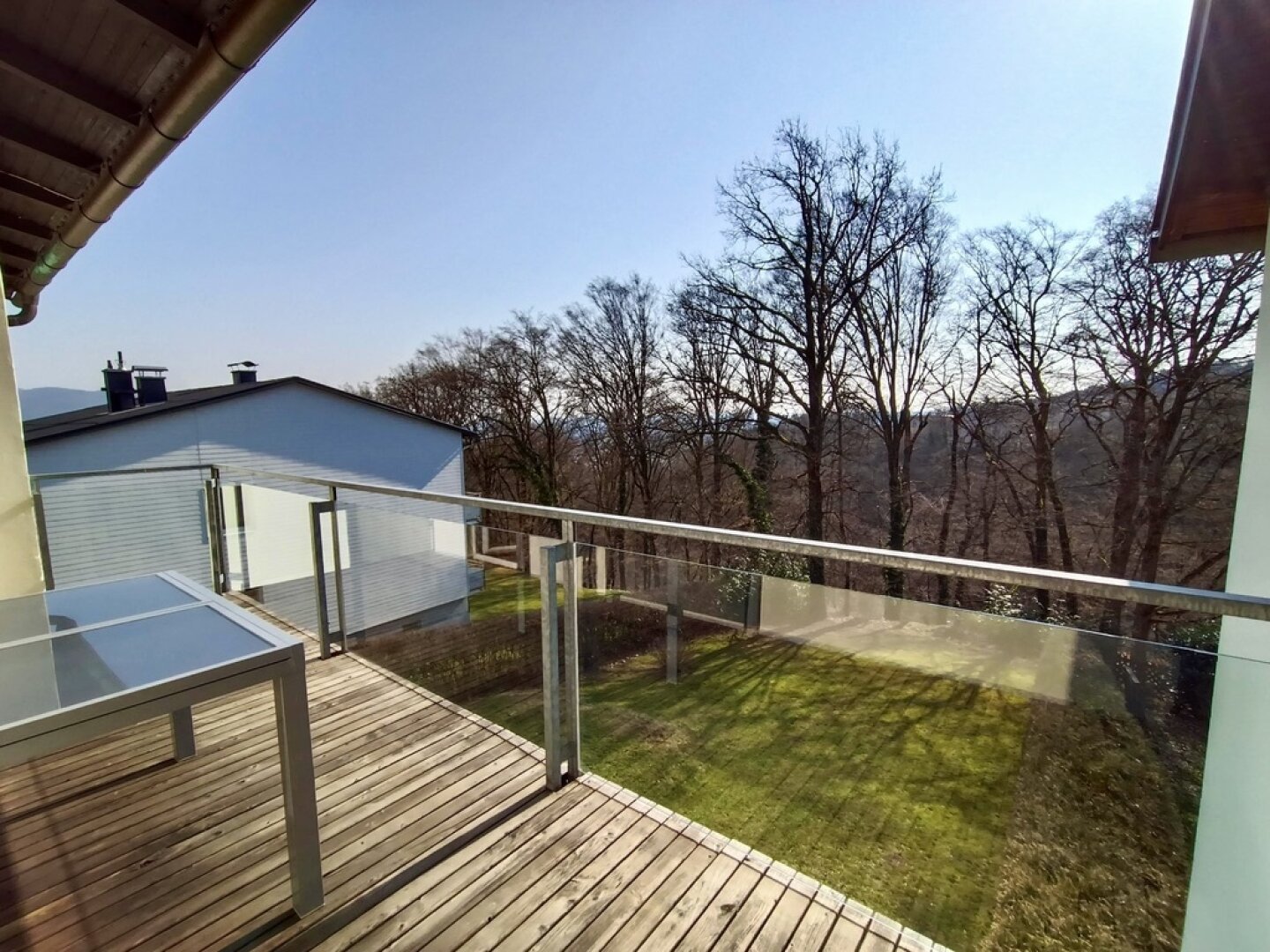 Bachlberg | Große 4 Zimmerwohnung mit Balkon und Garten in Bestlage Linz-Urfahr!!