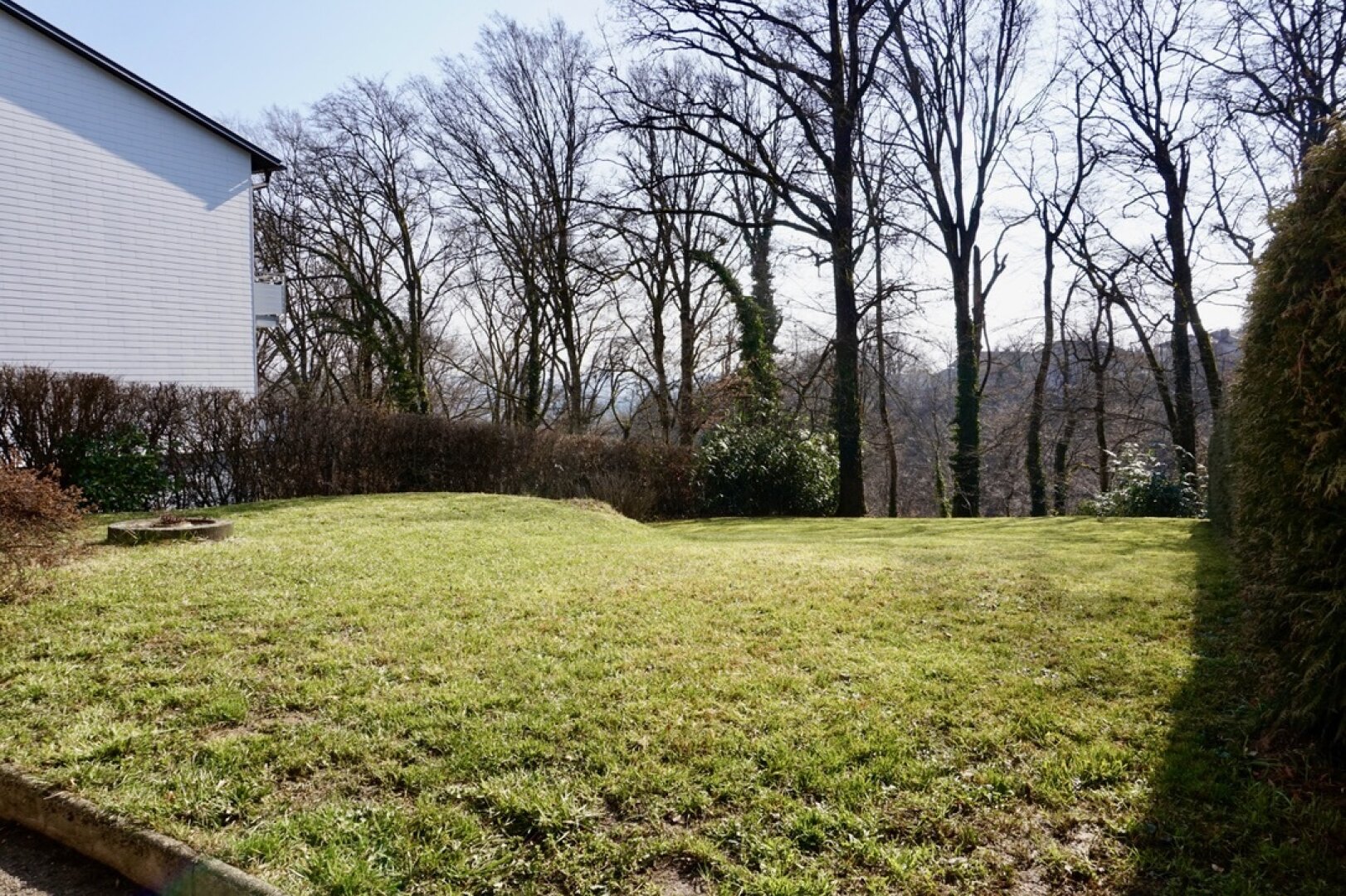 Bachlberg | Große 4 Zimmerwohnung mit Balkon und Garten in Bestlage Linz-Urfahr!!