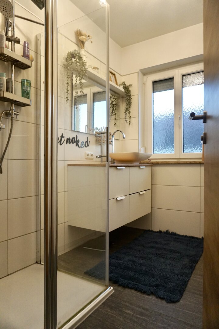 Generalsaniertes Zweifamilienhaus am Stadtrand von Wels!