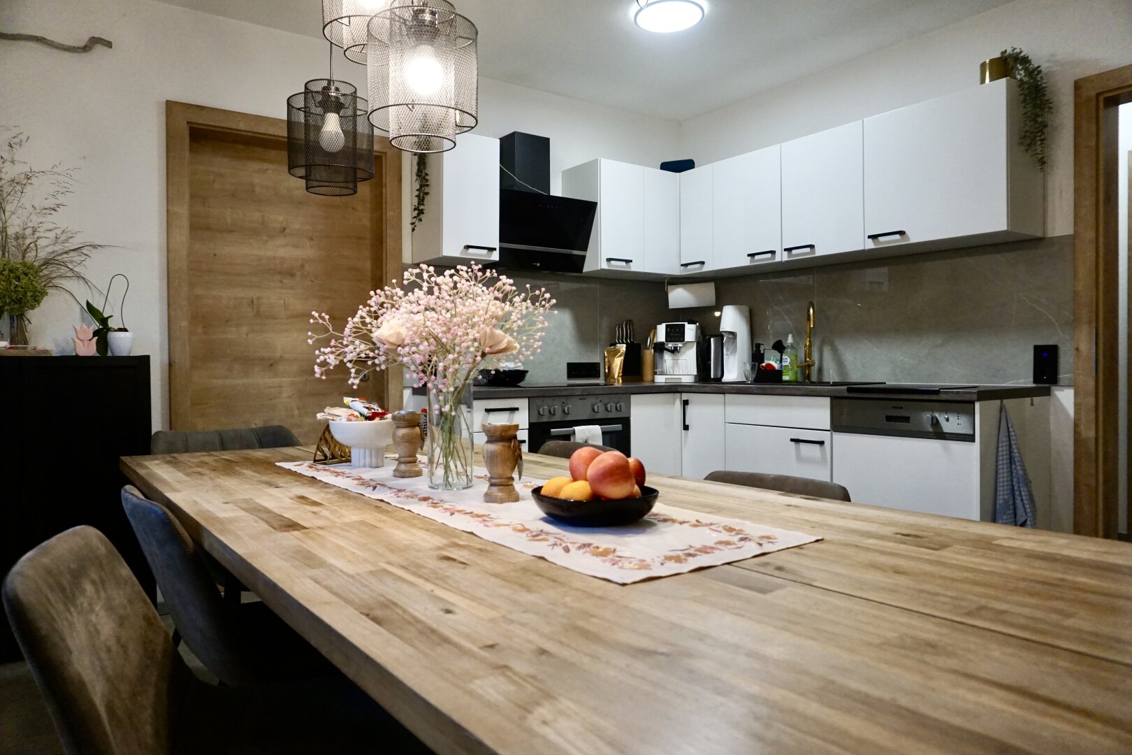 Generalsaniertes Zweifamilienhaus am Stadtrand von Wels!