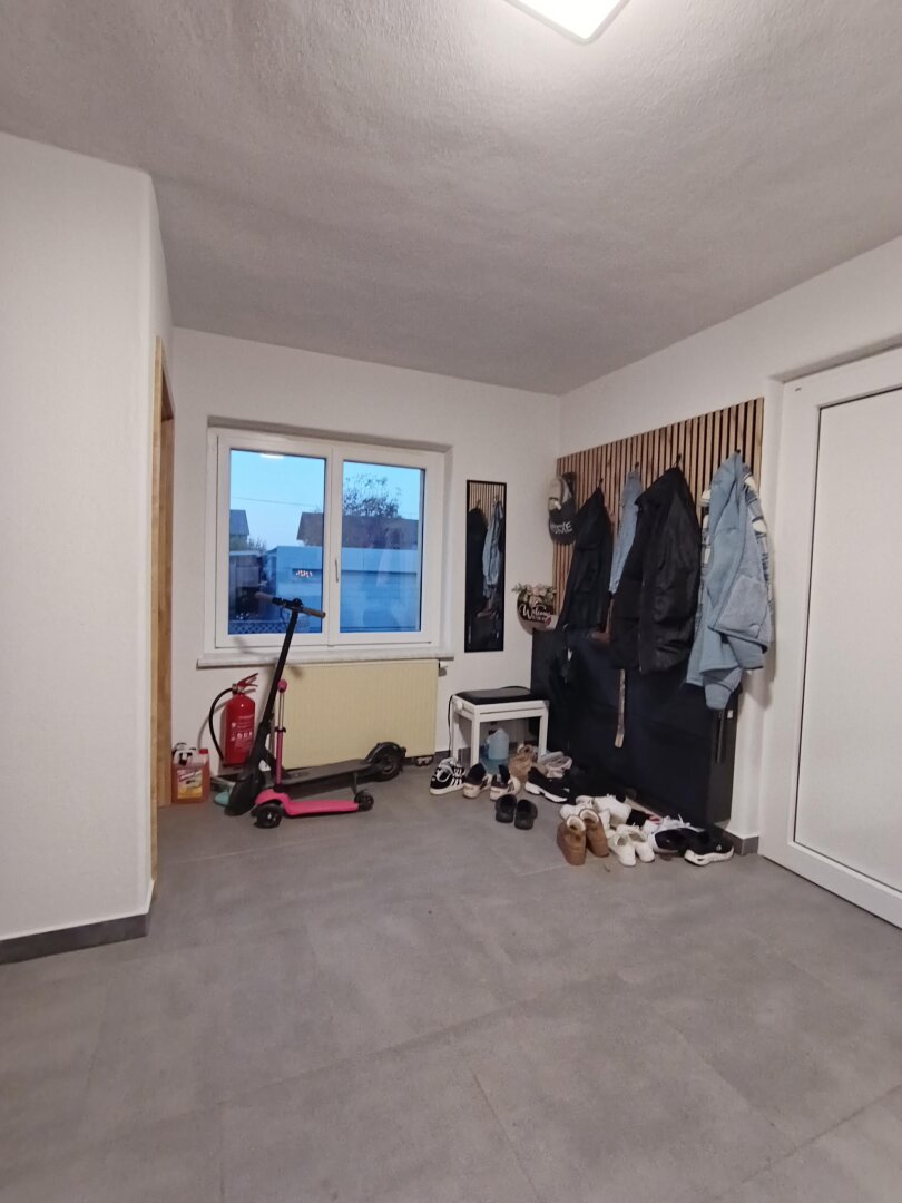 Generalsaniertes Zweifamilienhaus am Stadtrand von Wels!