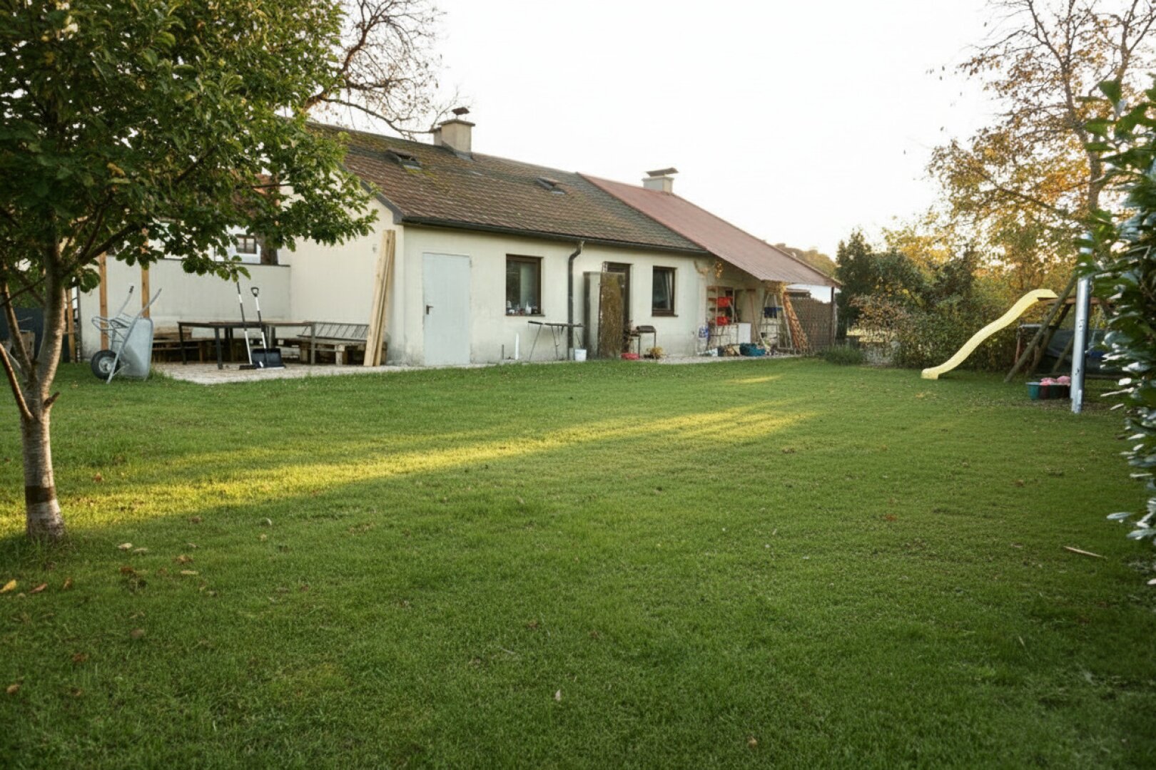 Generalsaniertes Zweifamilienhaus am Stadtrand von Wels!