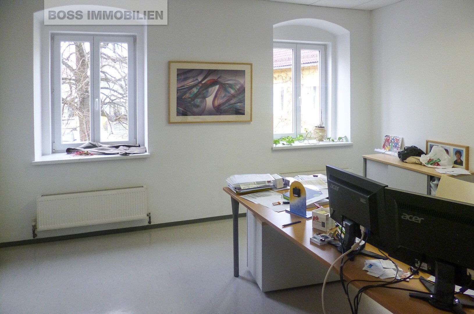 12 Büro